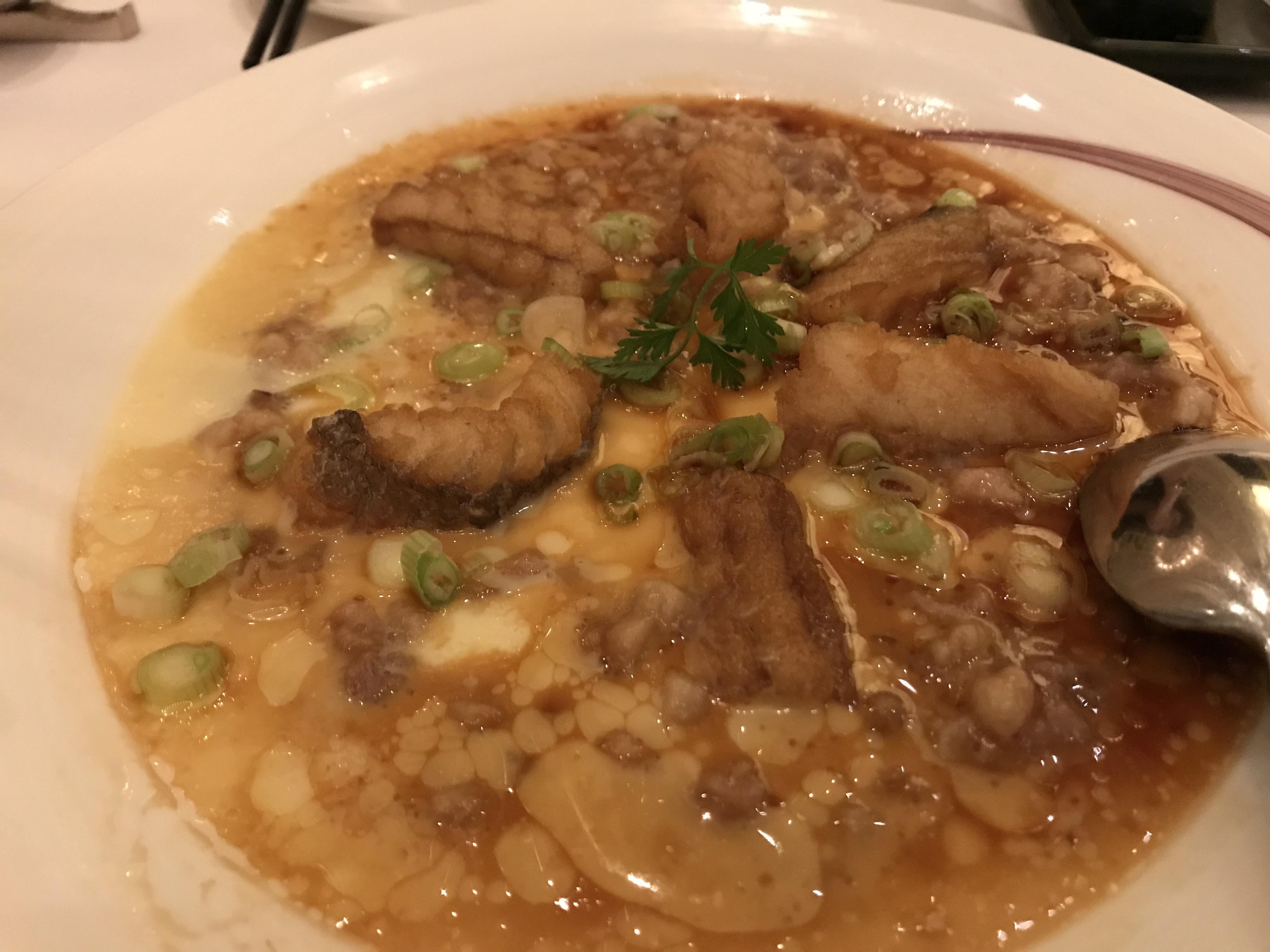 黄鱼鲎蒸肉饼